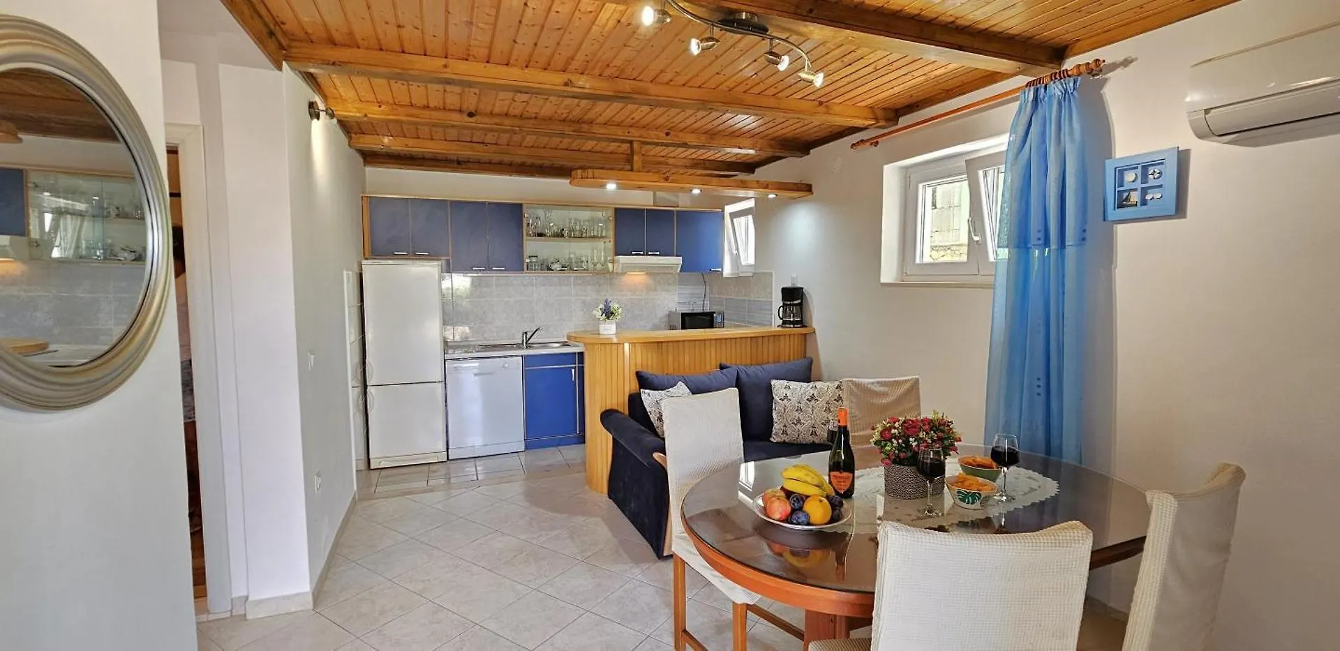 Spacious Villa Lush Garden Private Access To Beach Trogir Croatia
