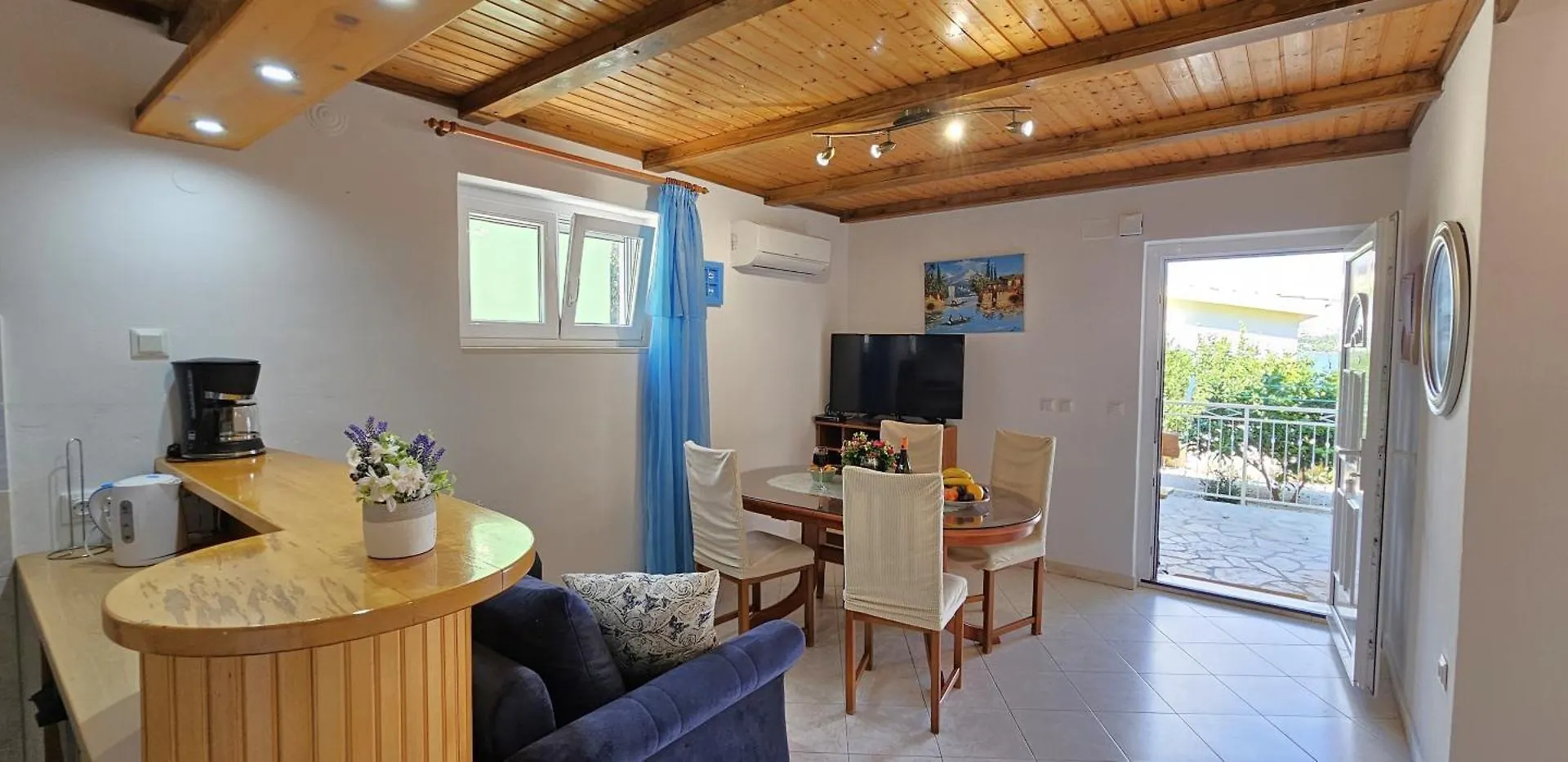Spacious Villa Lush Garden Private Access To Beach Trogir 0*,  Croatia