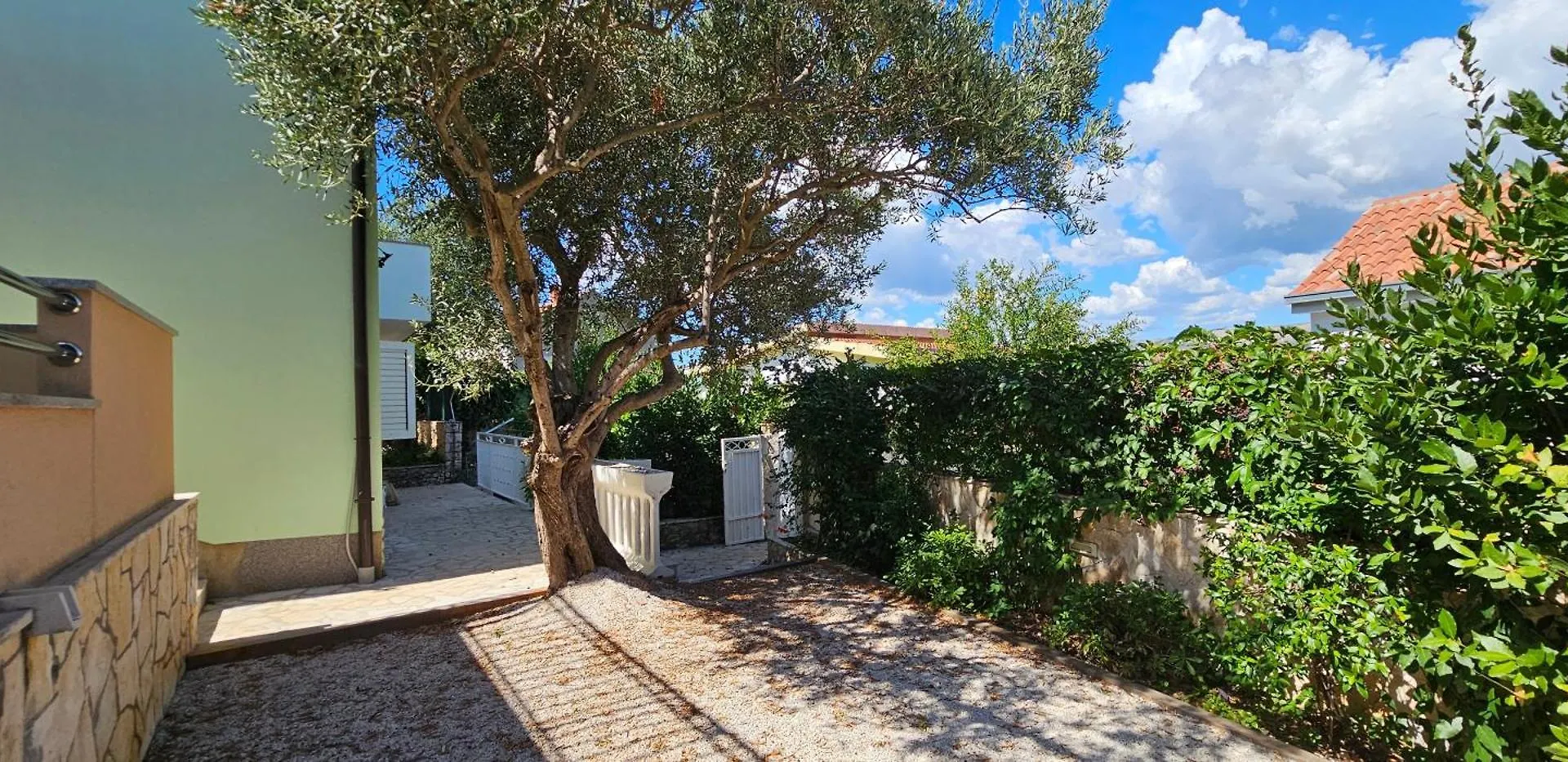 Spacious Villa Lush Garden Private Access To Beach Trogir Holiday home